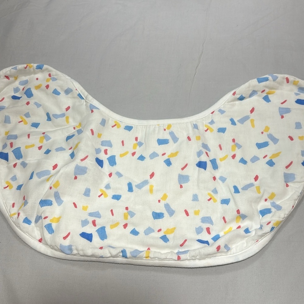 🐥 Colourful Patterned oversized baby bib